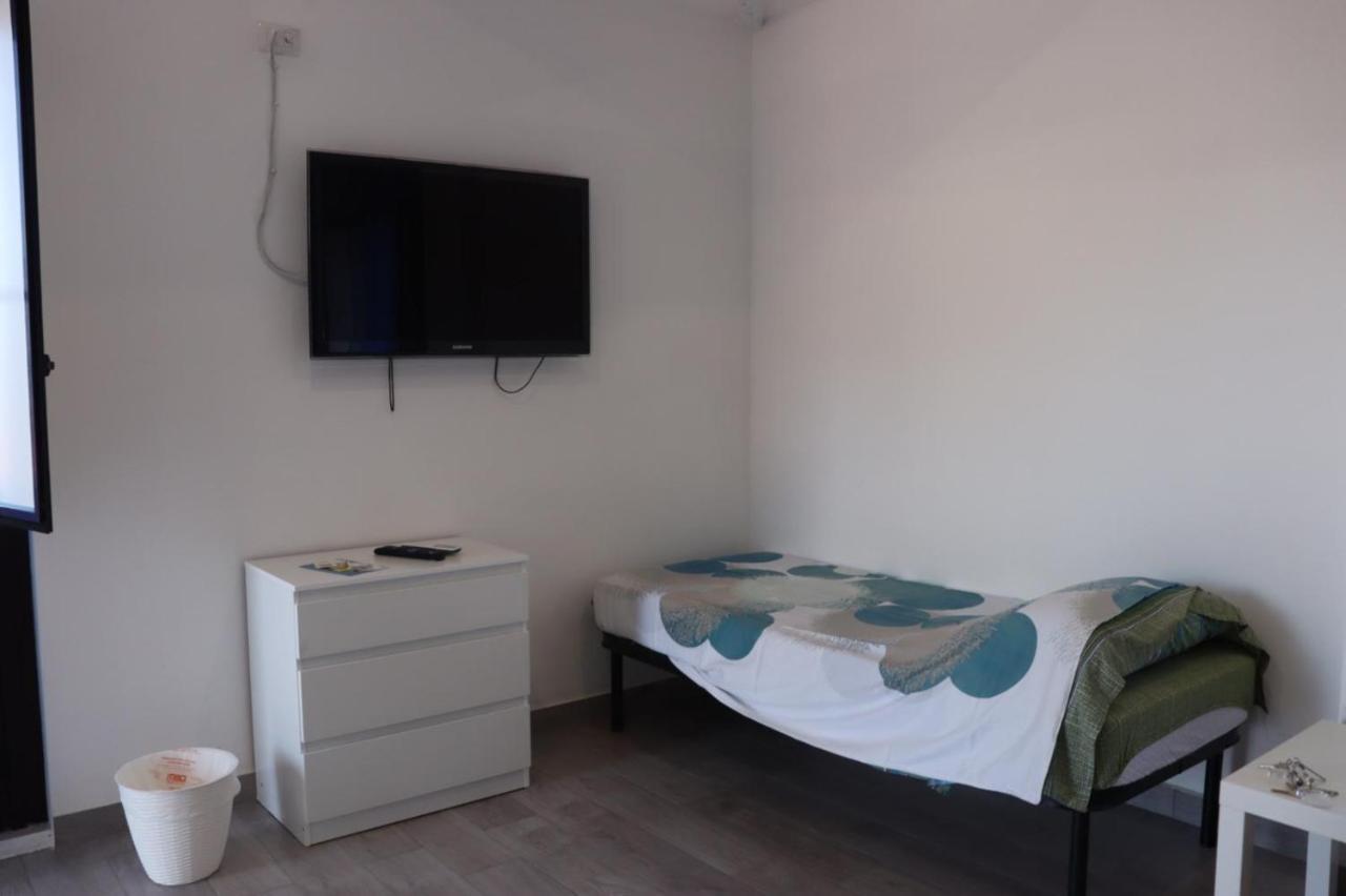 La Conchiglia 2.0 Bed & Breakfast Soverato Marina Exterior photo